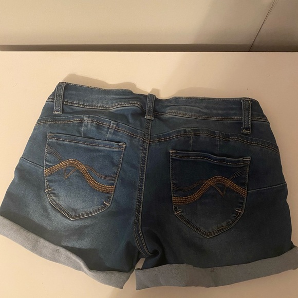 Shorts - Picture 2 of 2